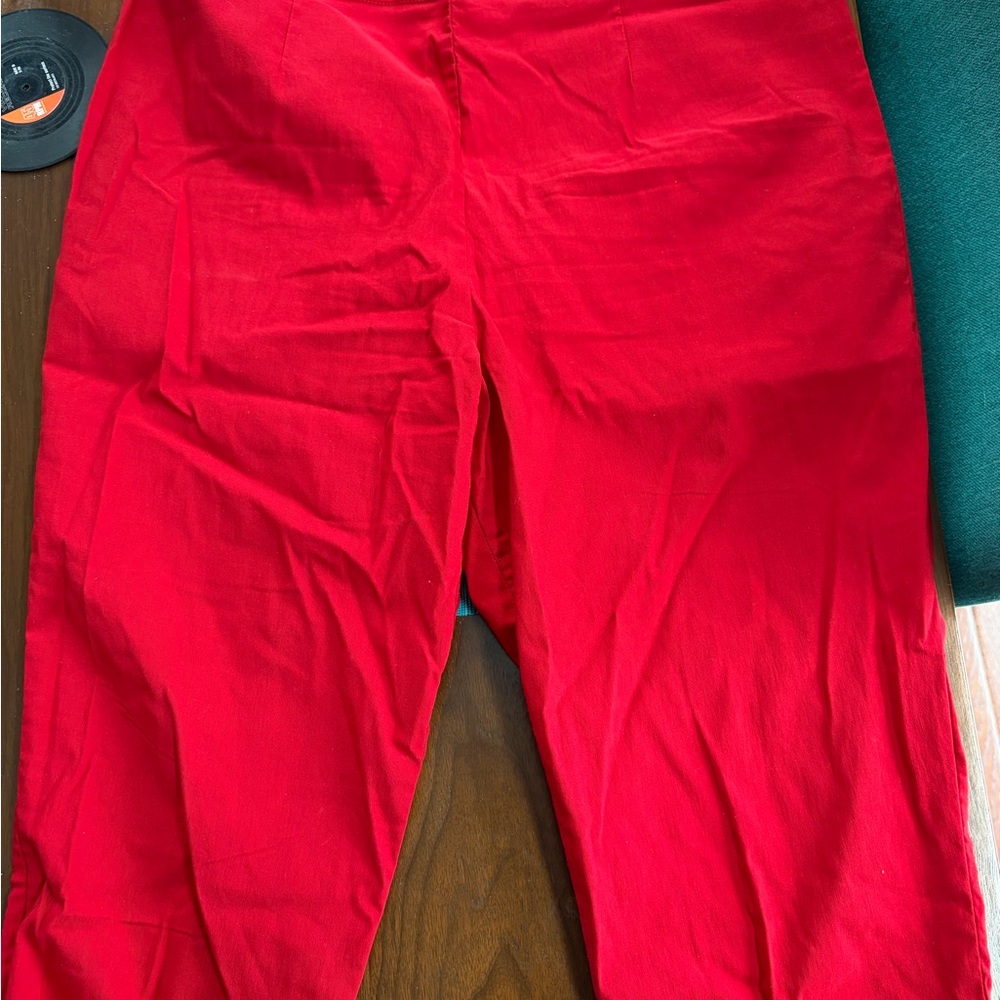 Bright Red Women's high waisted capris